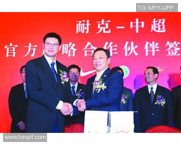 成都足球队运营革新探讨：从管理模式到市场营销的全方位升级之路